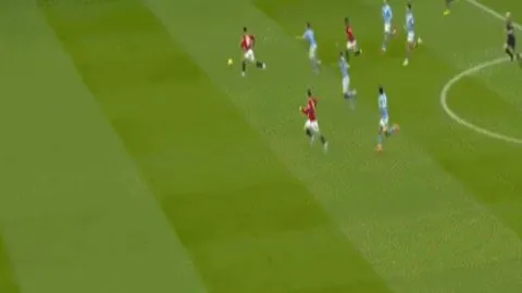 北京今晨晴朗，明日最高气温降至1℃，气温将逐步回升。